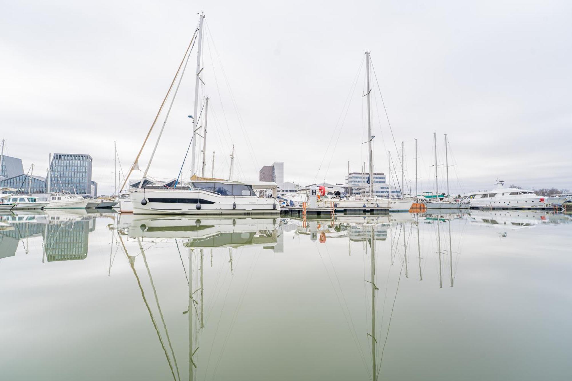 Superbe Peniche En Centre Ville Bordeaux Exterior photo